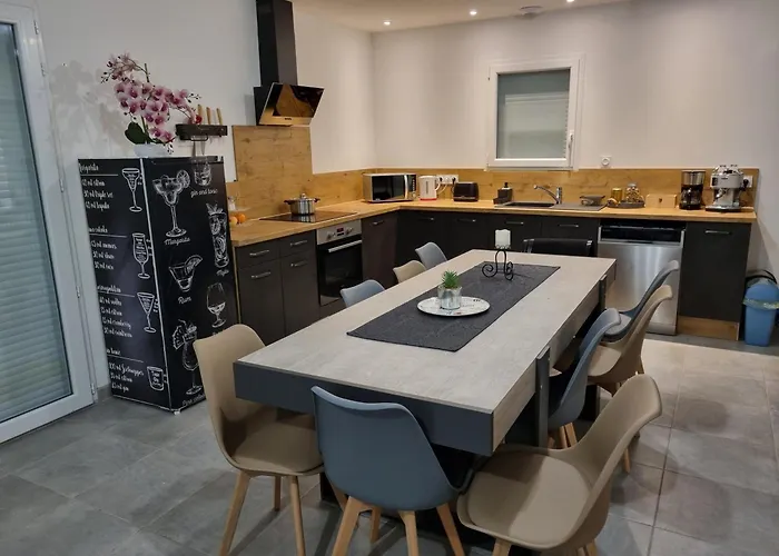 Les Maisons De La Feuillade Semesterbostad